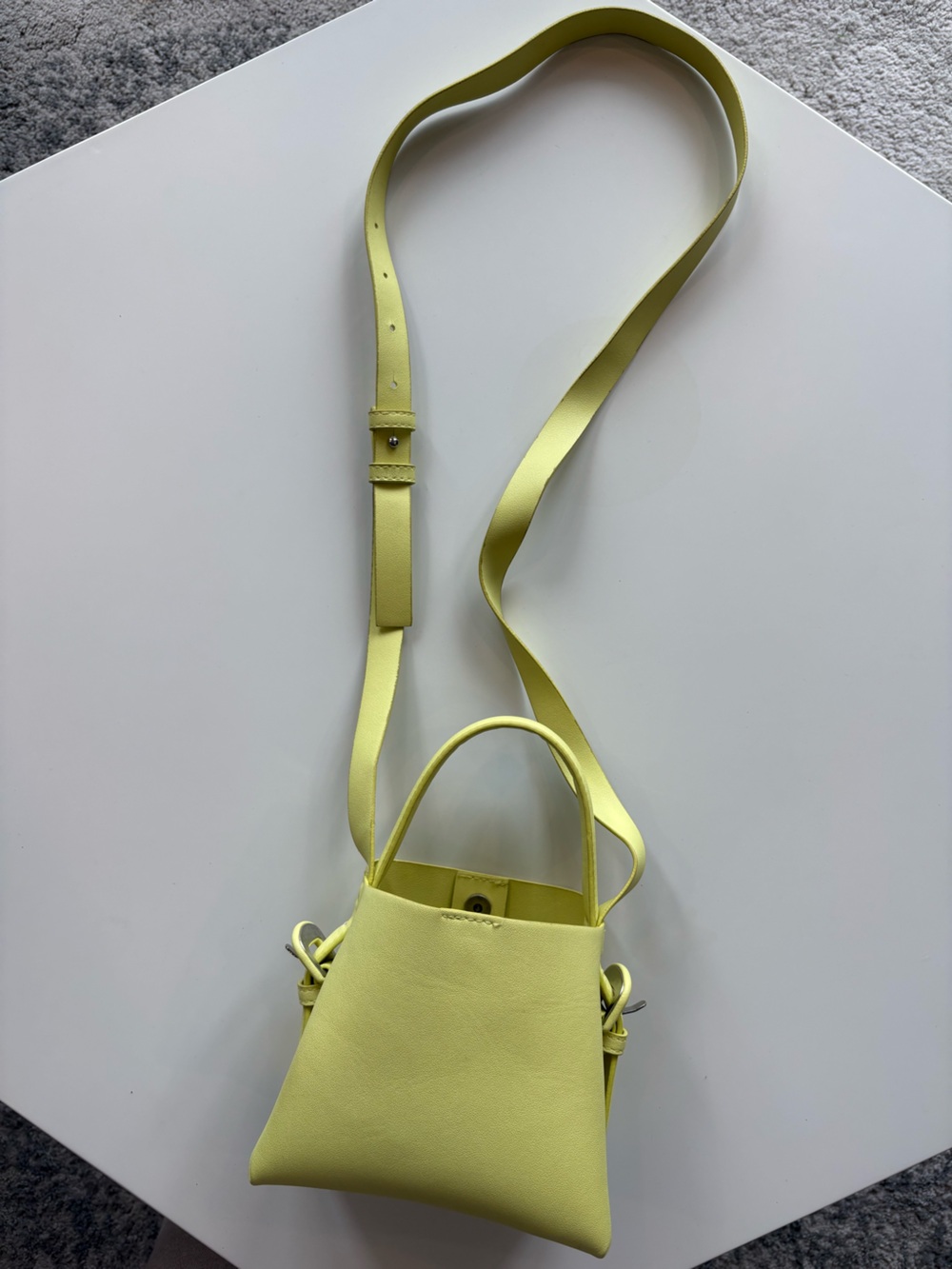 Neon yellow Tote Bag
